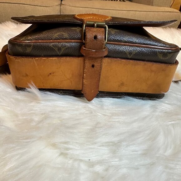 Authentic Louis Vuitton Monogram Cartouchiere MM Crossbody Shoulder Bag - Picture 8 of 14